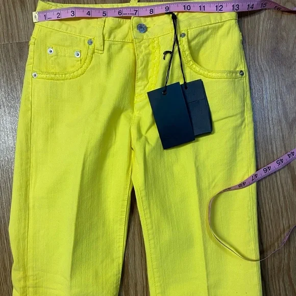 DSQUARED2 Yellow Straight Leg Jeans - Picture 3 of 11